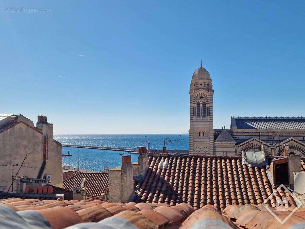 Appartement à MARSEILLE-2E