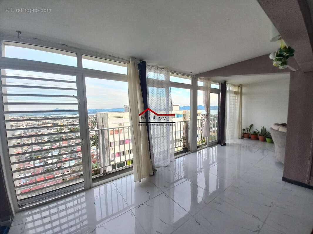 Appartement à FORT-DE-FRANCE