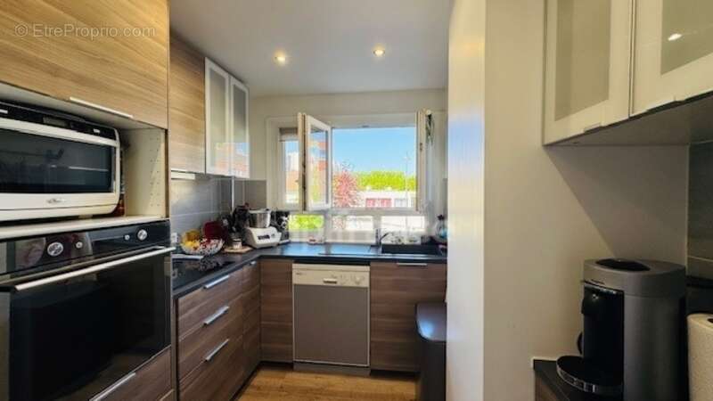 Beau 3 pièces - 66 m²- lumineux avec balcon, cave et proche RER D et métro – MAISONS ALFORT (94) - photo 14
