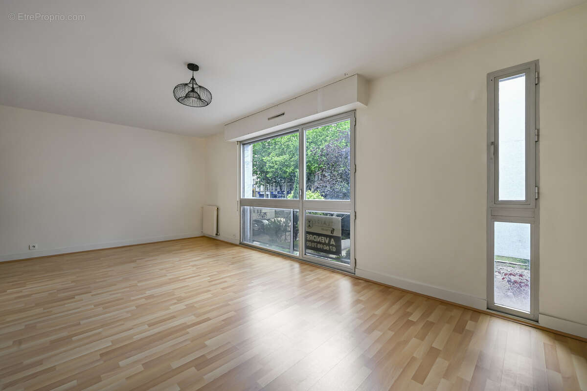 Appartement à PARIS-12E