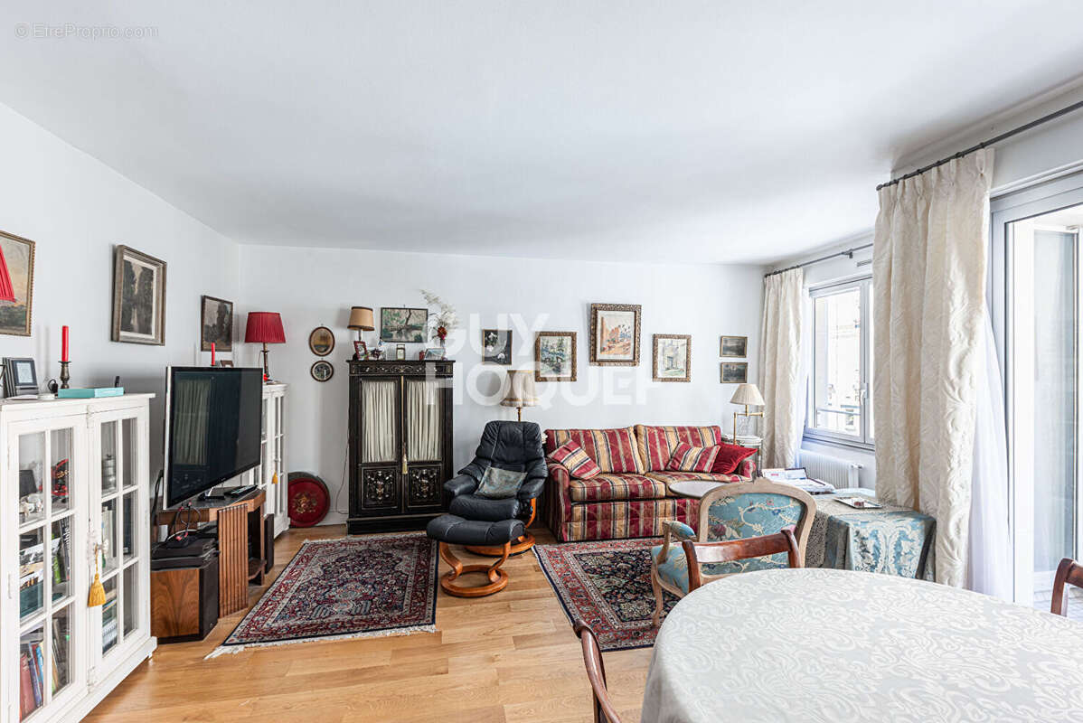 Appartement à PARIS-12E