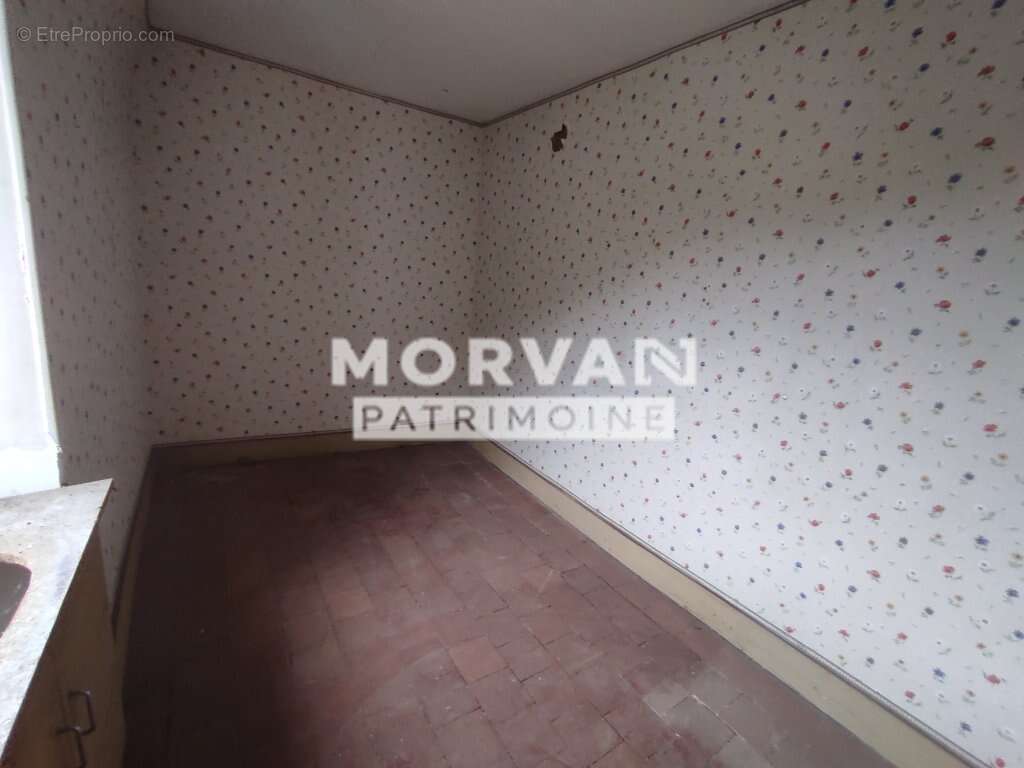 Maison à CHATEAU-CHINON(VILLE)