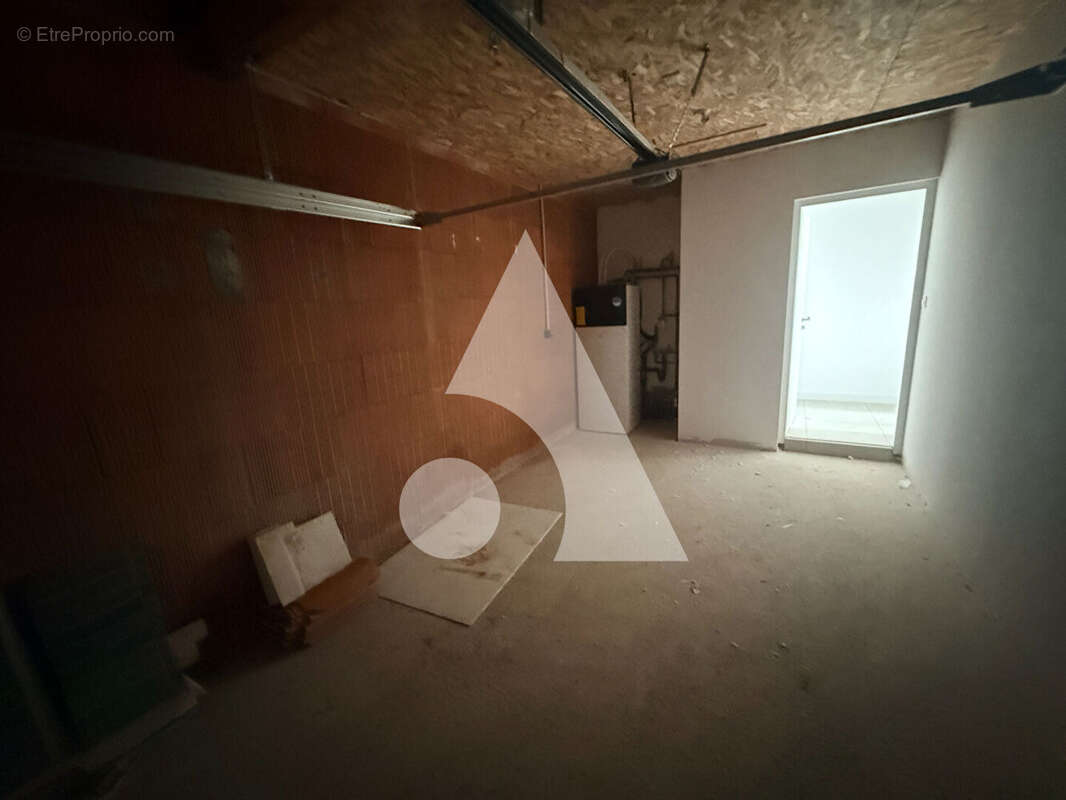 Maison plain pied 85m2 de 3 chambres à Coulon - photo 9