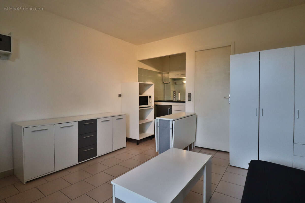 Appartement à SAINTE-SAVINE