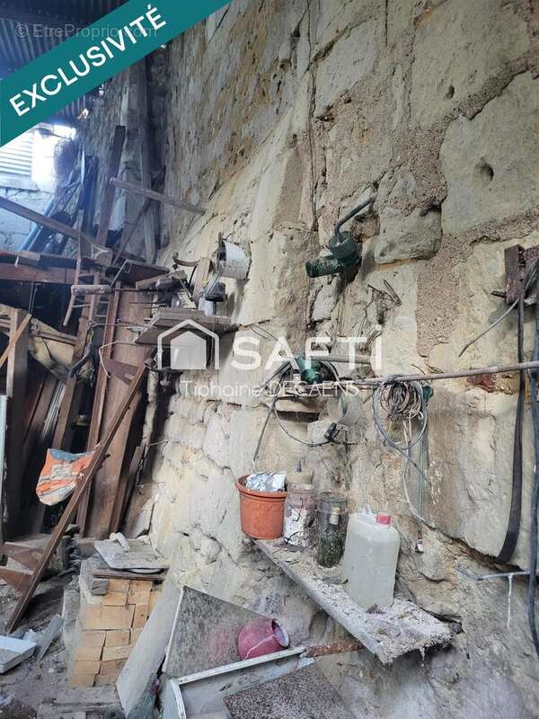 Photo 3 - Parking à CHINON