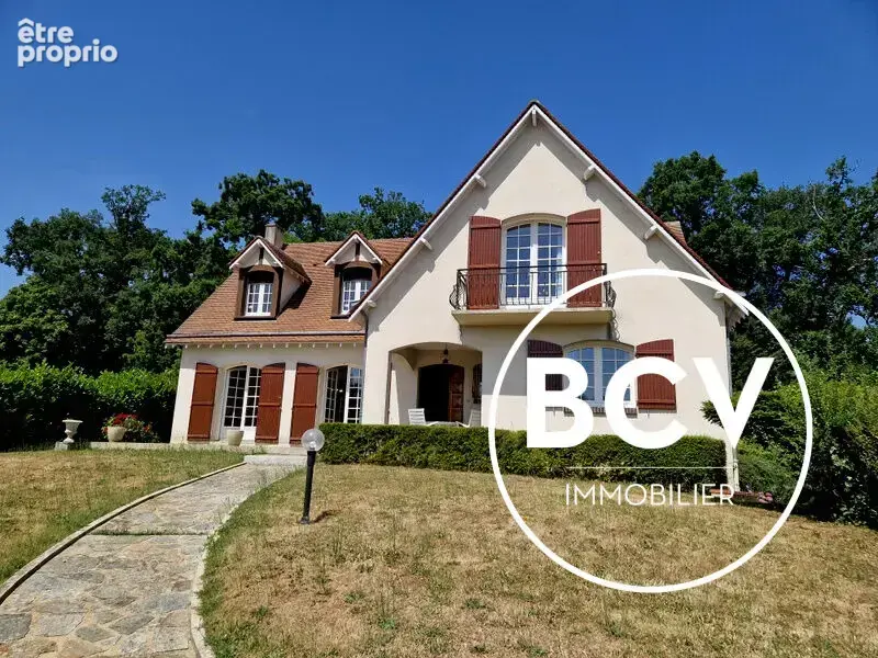 Photo Maison à Jouy au prix de 365 000€
