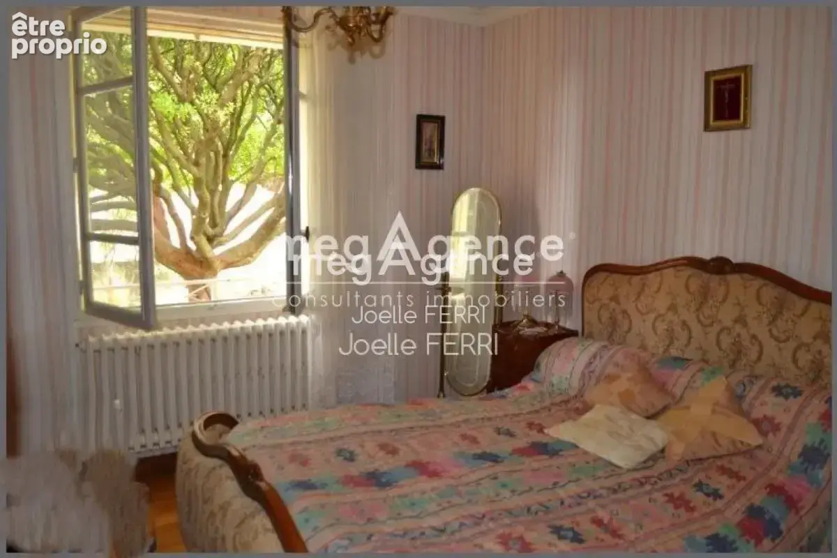 Villa 4 faces de plain pied sur un terrain de 1100 m2 - photo 9