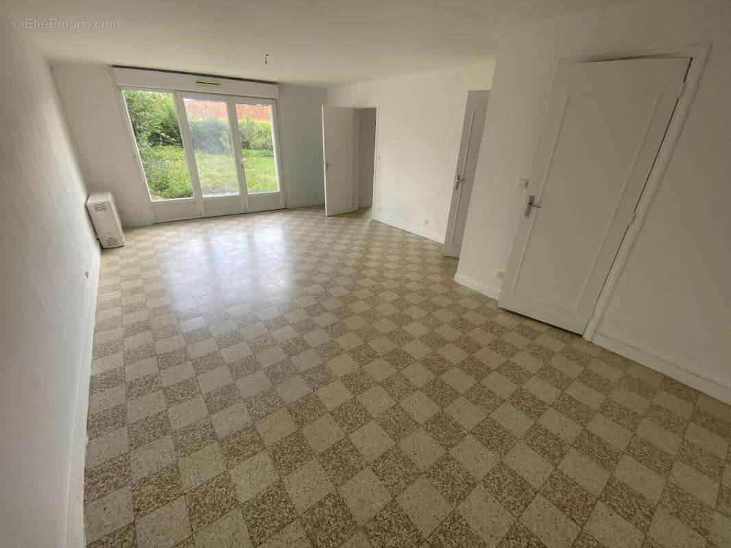 Maison à CAPELLE-LES-HESDIN