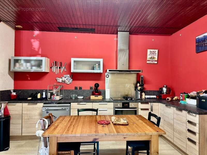 Authentique maison en pierre de plain-pied 106m2 avec 4 chambres et jardin - photo 6