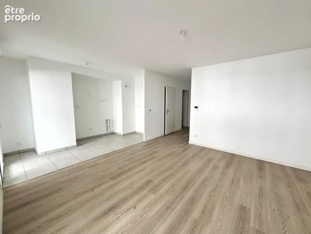 Appartement 3 pièces 64 m² à vendre à Bordeaux (33300) - photo 2
