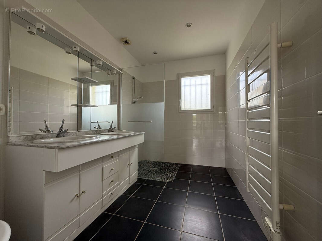 Maison à SAINT-GEORGES-SUR-ARNON