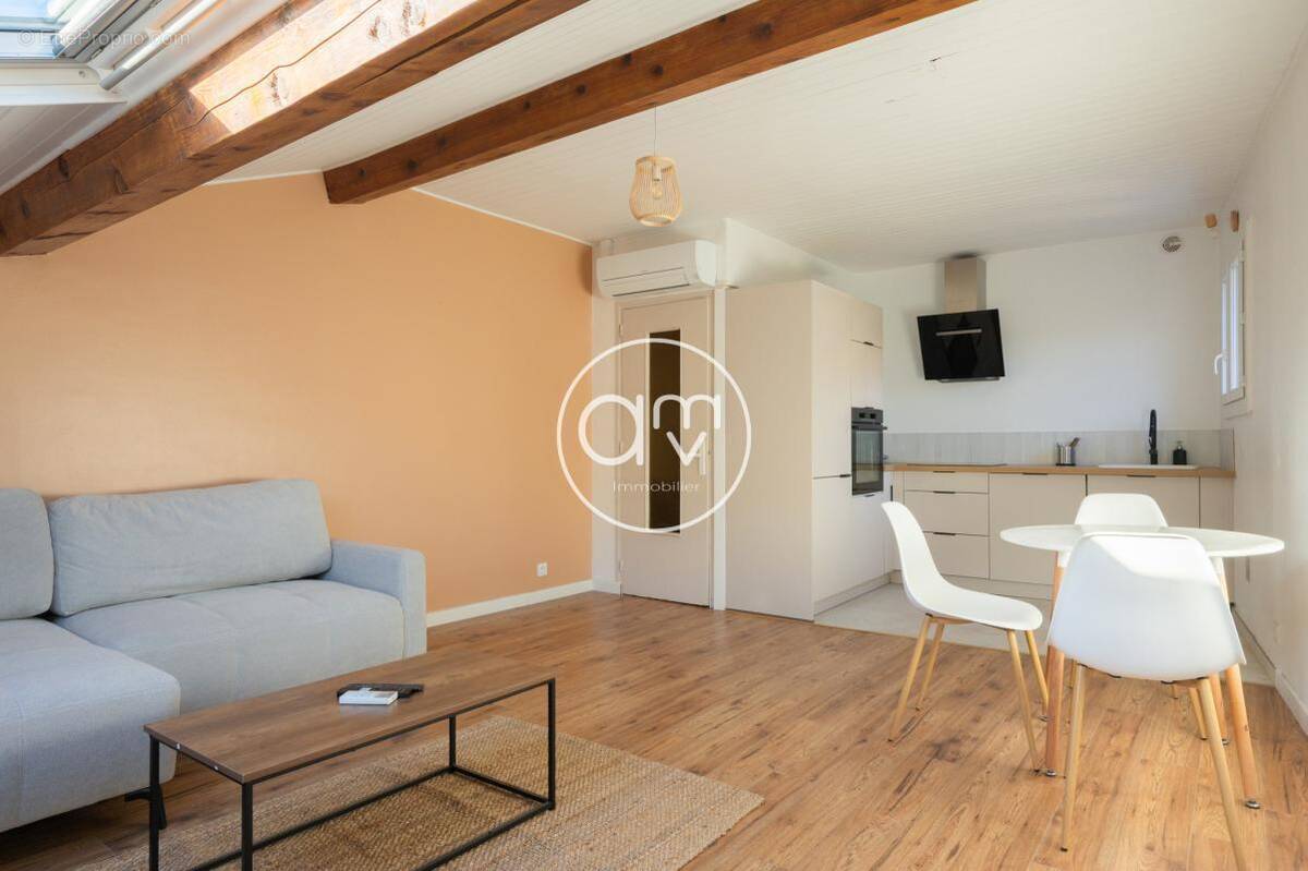 Appartement à HYERES