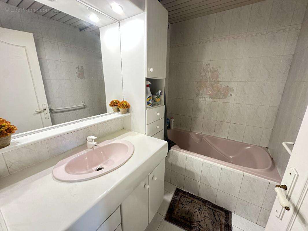 Appartement à MARSEILLE-13E