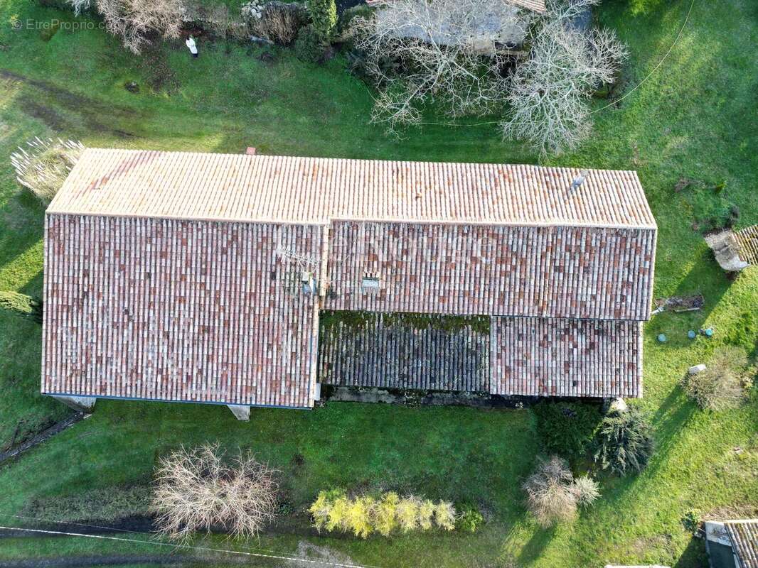 Maison à MONSEGUR
