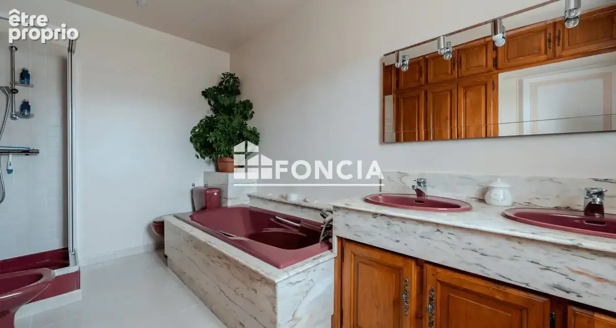 Entraigues sur la Sorgue maison 220 m² avec Piscine 2800 m² de terrain - photo 13