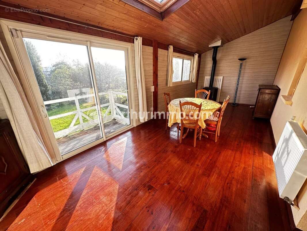 Maison à MONTPON-MENESTEROL