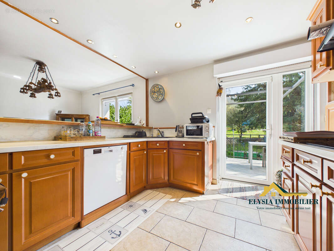 Maison à VILLECEY-SUR-MAD