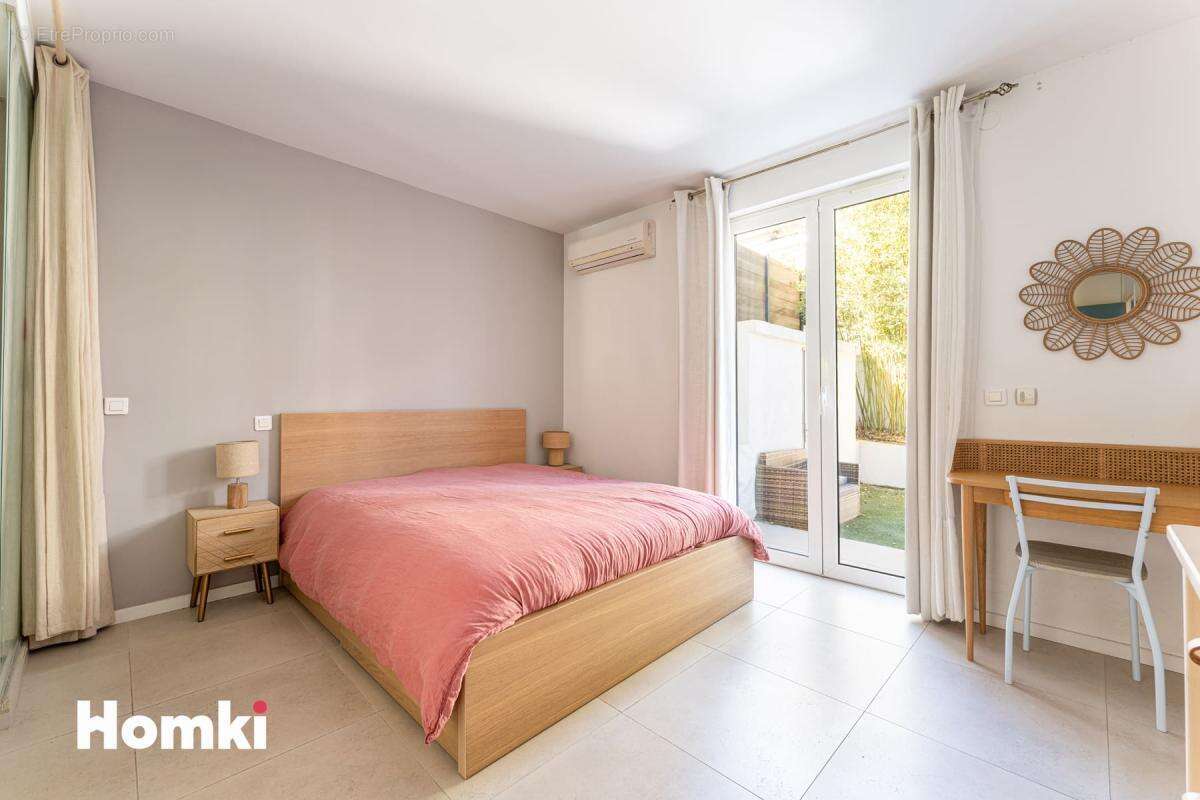 Appartement à MARSEILLE-7E