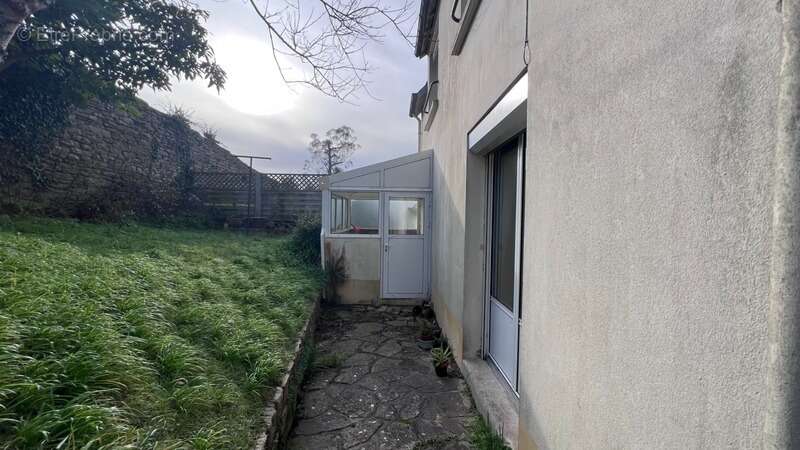 Département Finistère (29) – À vendre à Quimper : Maison T6 de 116 m² habitable (142 m² utiles) sur un terrain de 354 m² avec ga - photo 22