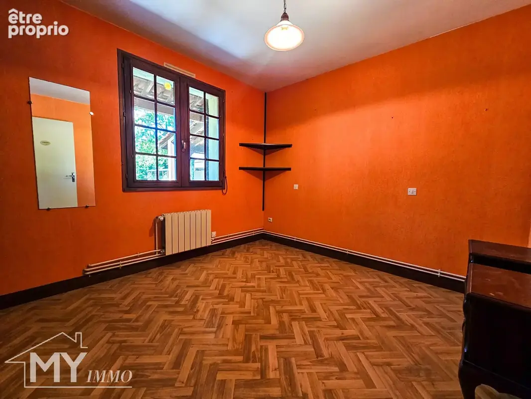 GARDONNE : Maison de plain-pied avec dépendances - photo 7