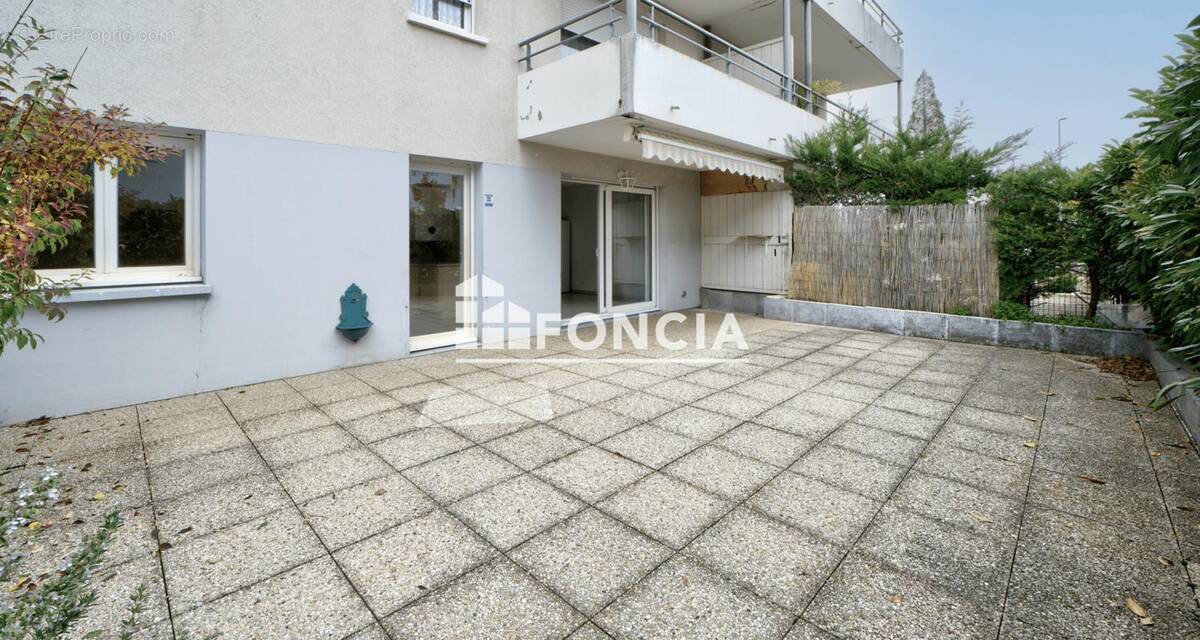 Appartement à VALLEIRY