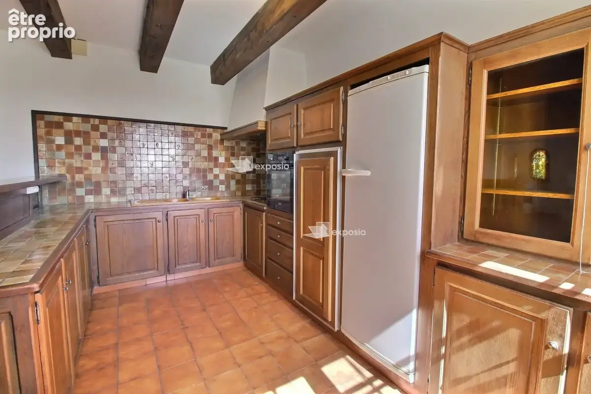 Maison 7 pièces 190 m² à vendre à Saint-Saturnin-Les-Apt (84490) - photo 5