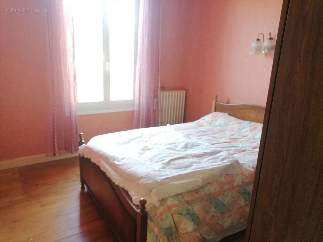 Maison à BRASSAC-LES-MINES