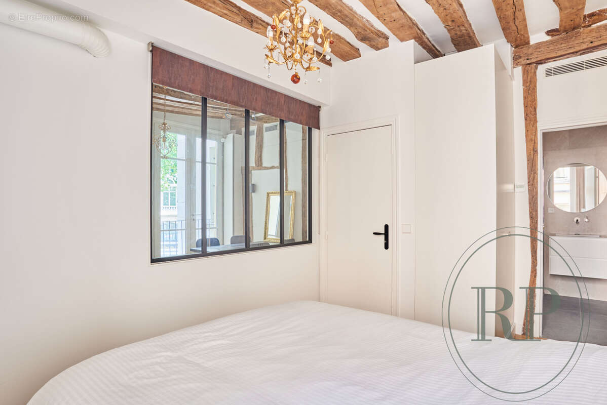 Appartement à PARIS-6E