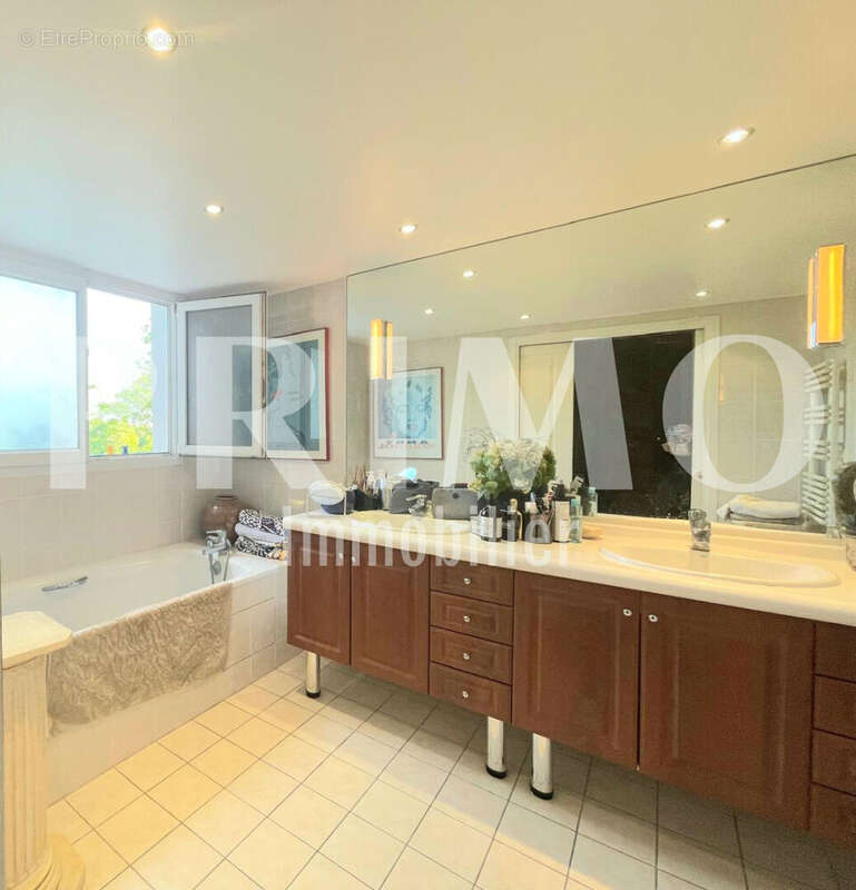 Appartement à CHATENAY-MALABRY