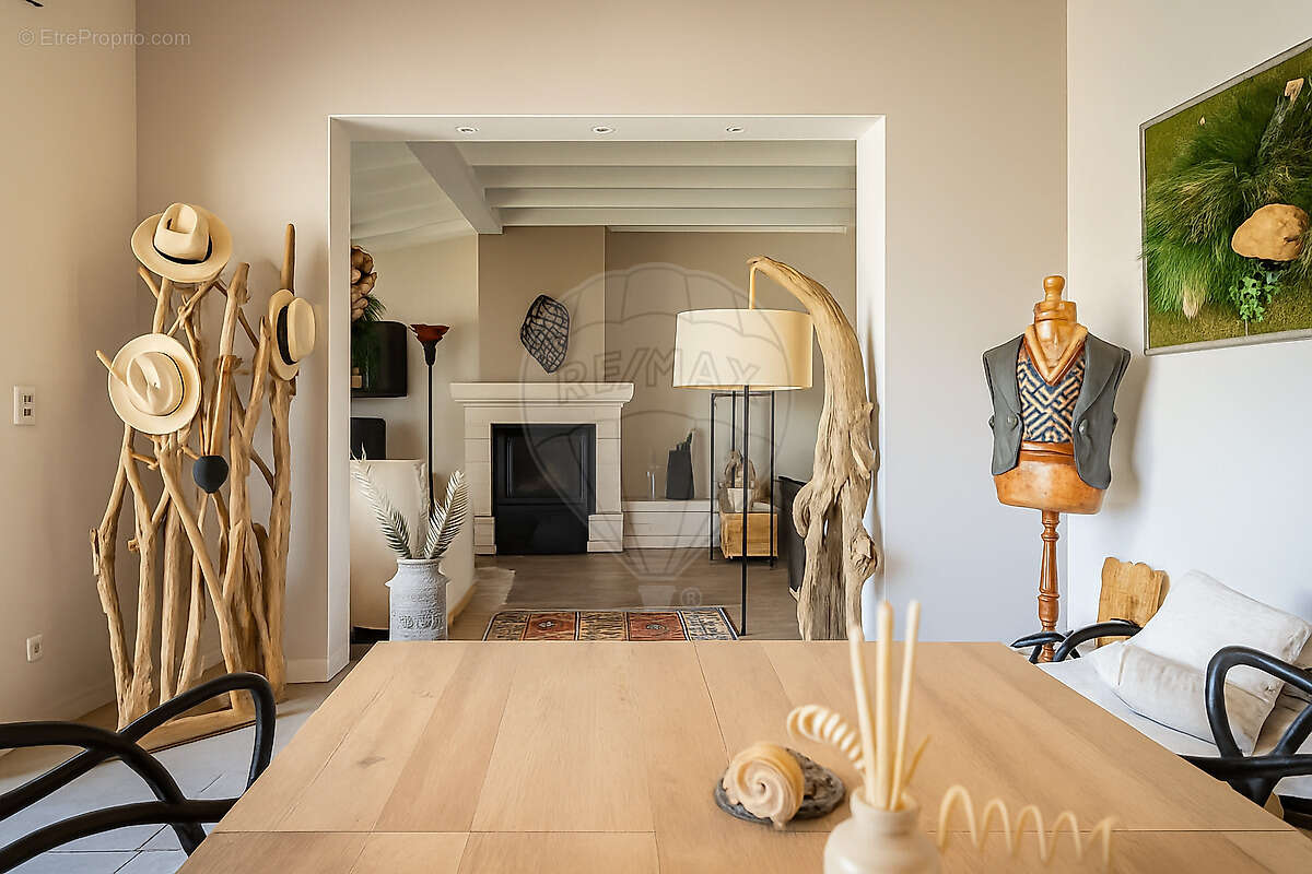 Maison à VAUX-SUR-MER