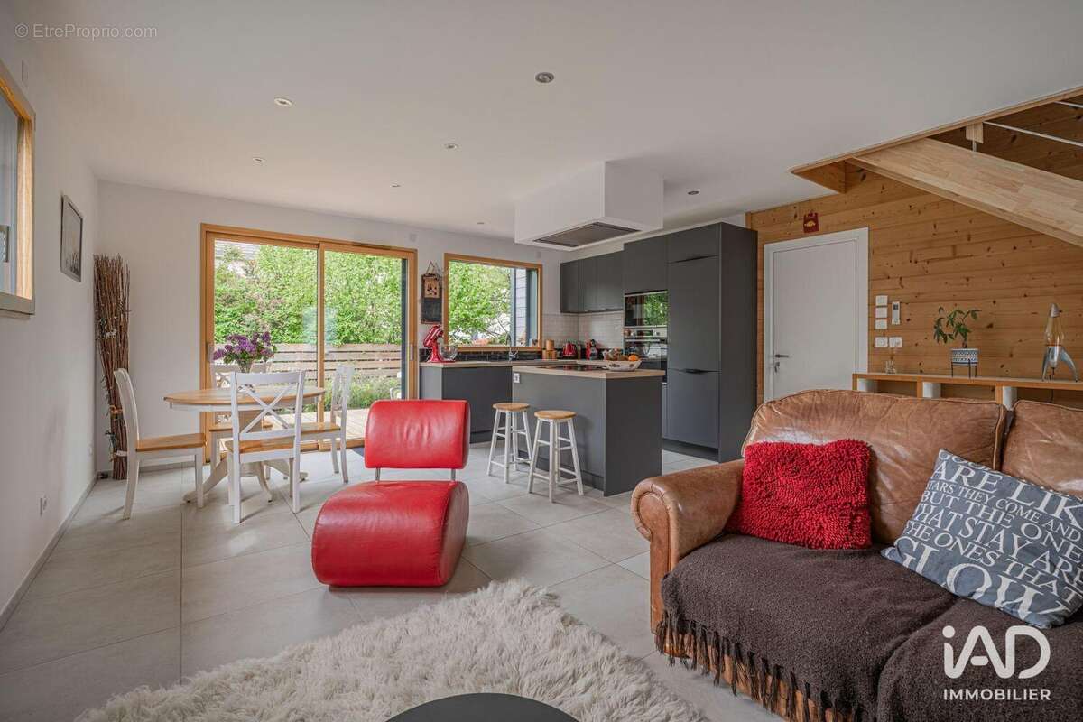 Photo 3 - Maison à VOUGY