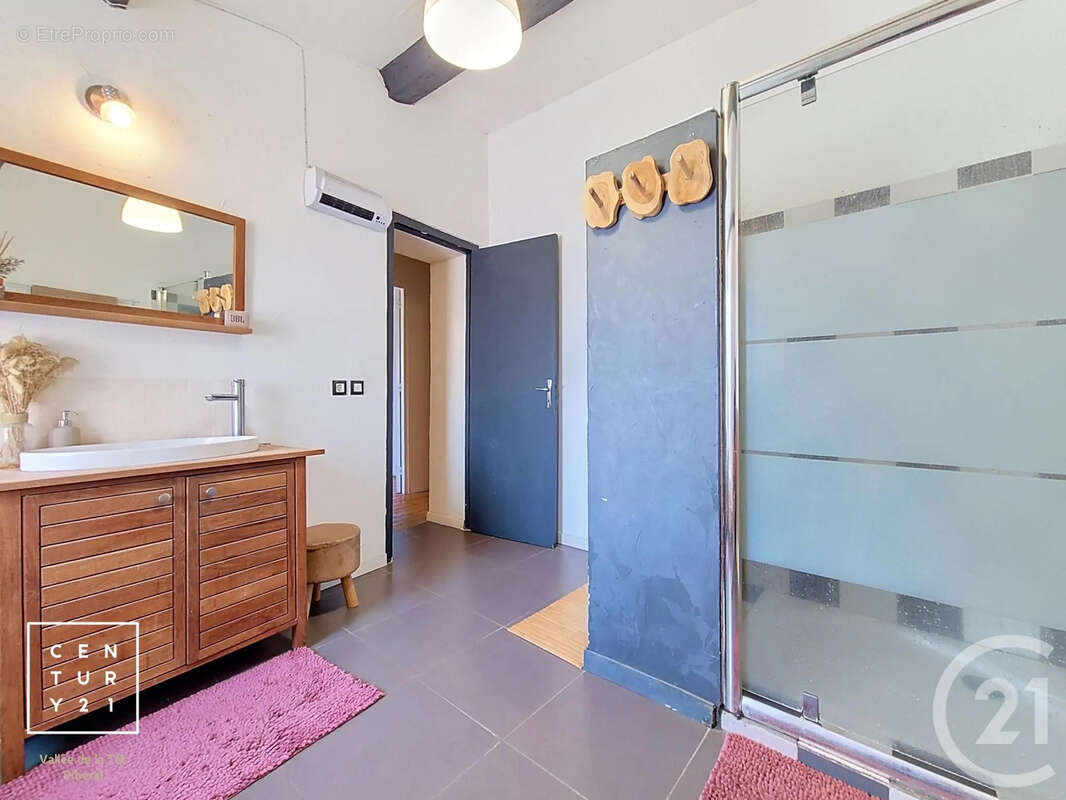 Maison 71 m² à Corneilla-La-Riviere  - photo 11
