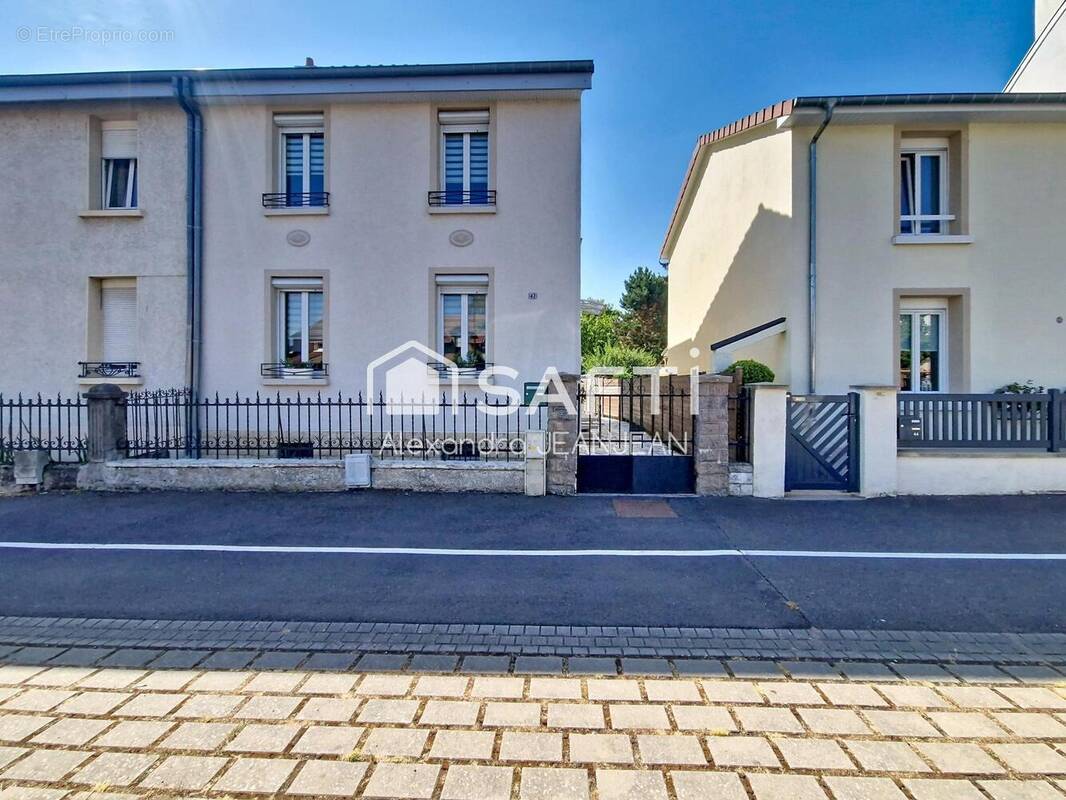 Photo 1 - Maison à MOULINS-LES-METZ