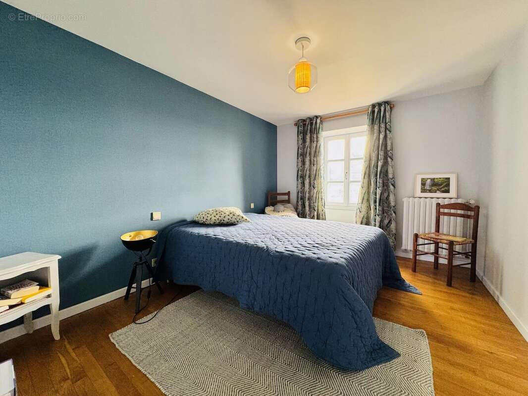 Maison à SAINT-CHRISTOPHE-D'ALLIER