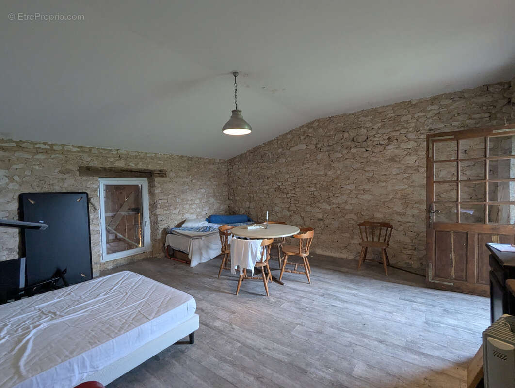 Maison à LISLE-SUR-TARN