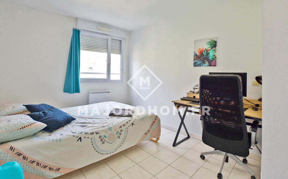 Appartement à MARSEILLE-5E