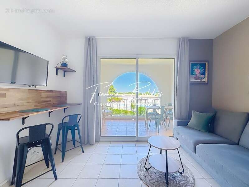 Appartement à LINGUIZZETTA