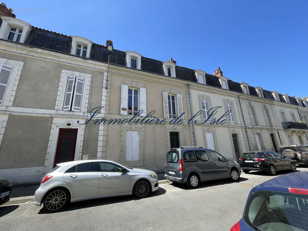 Maison bourgeoise de caractere avec jardin en centre-ville - photo 17