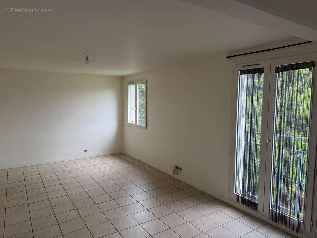 Appartement à PACY-SUR-EURE