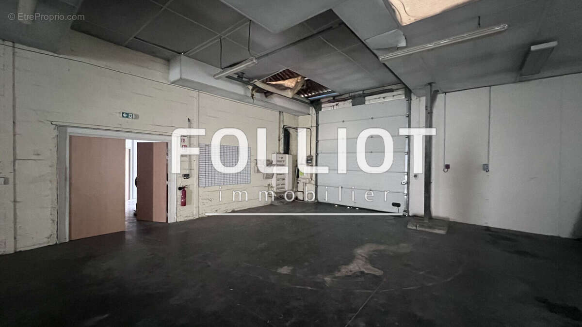 Commerce à LE MOLAY-LITTRY