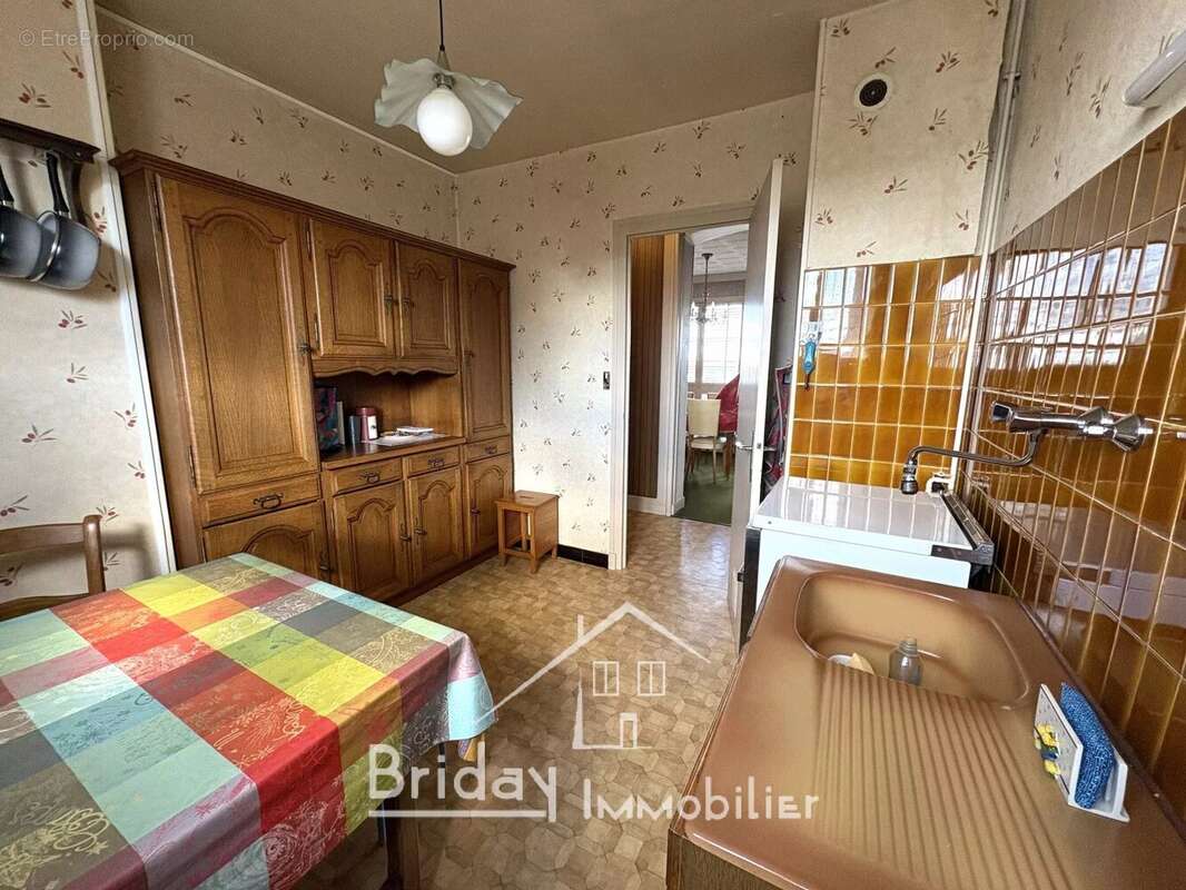 Appartement à LYON-9E