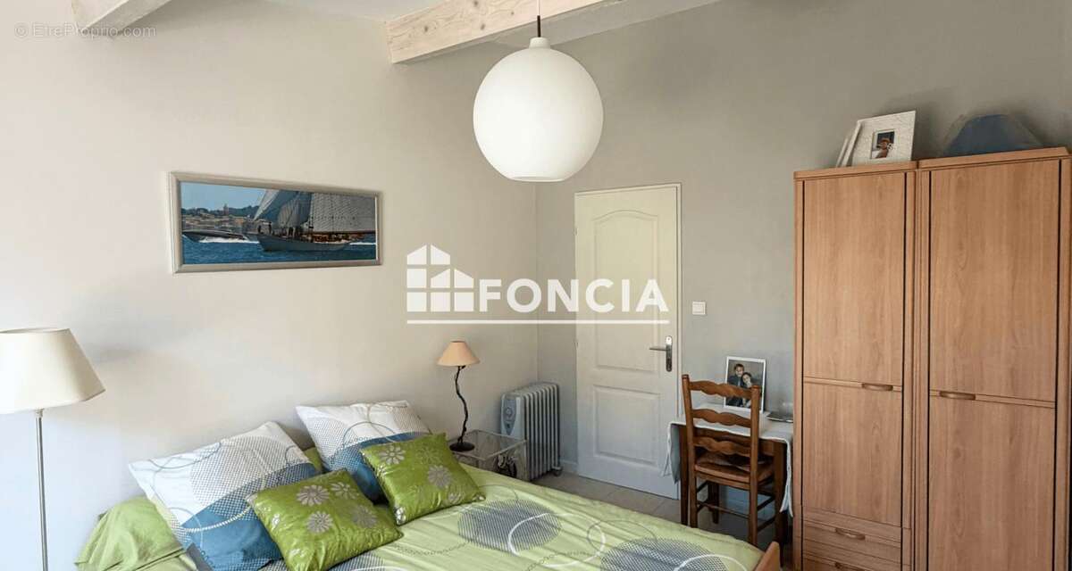 Villa de plain-pied 97m² – 3 chambres – Garage – Terrain piscinable – Quartier recherché - photo 14