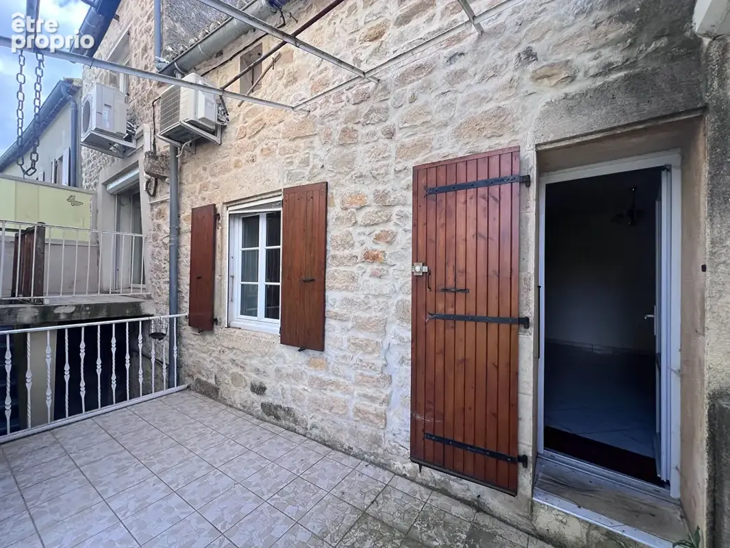 Maison à BARJAC