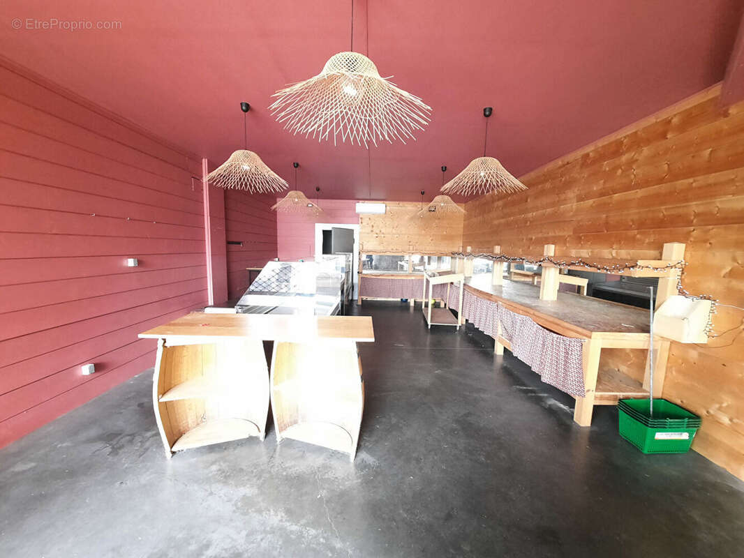 Commerce à SAINT-JEAN-DE-LUZ