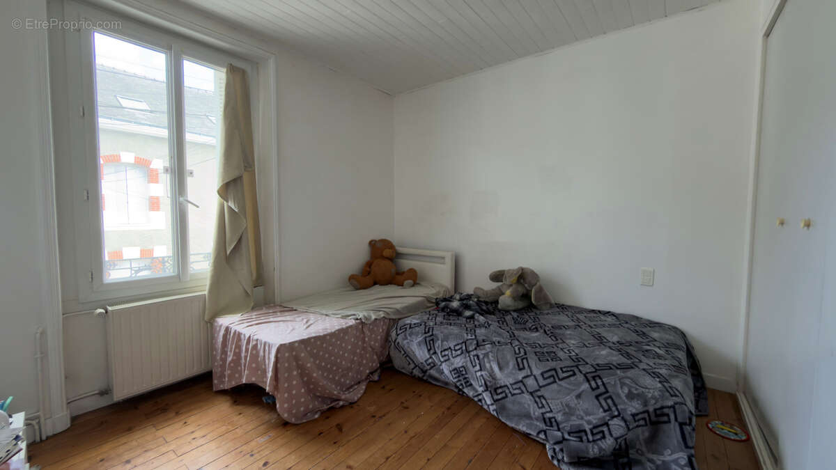 Maison située a deux pas du marché de St -Nazaire - photo 9