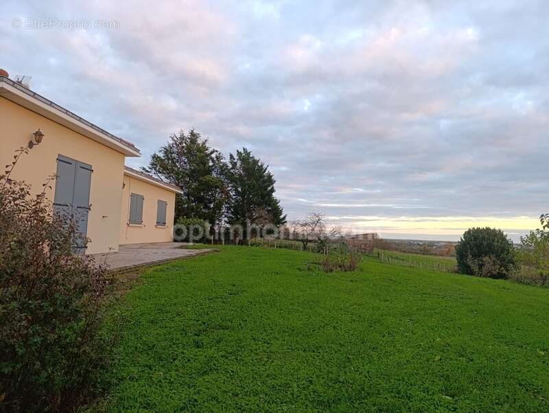 Maison à FONTENAY-LE-COMTE