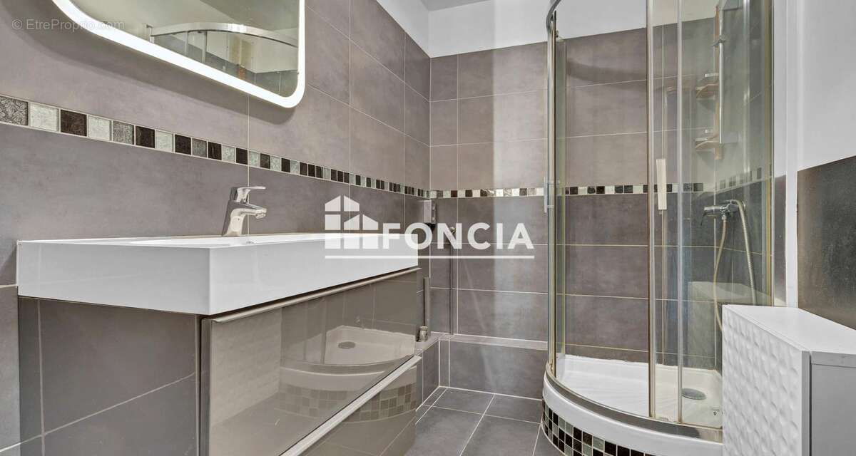 Appartement à SAVIGNY-SUR-ORGE