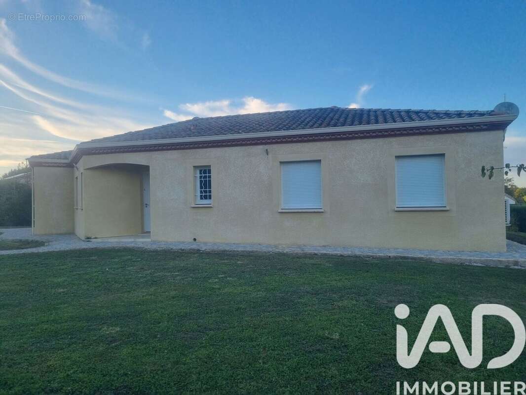 Photo 2 - Maison à LA CROIX-BLANCHE