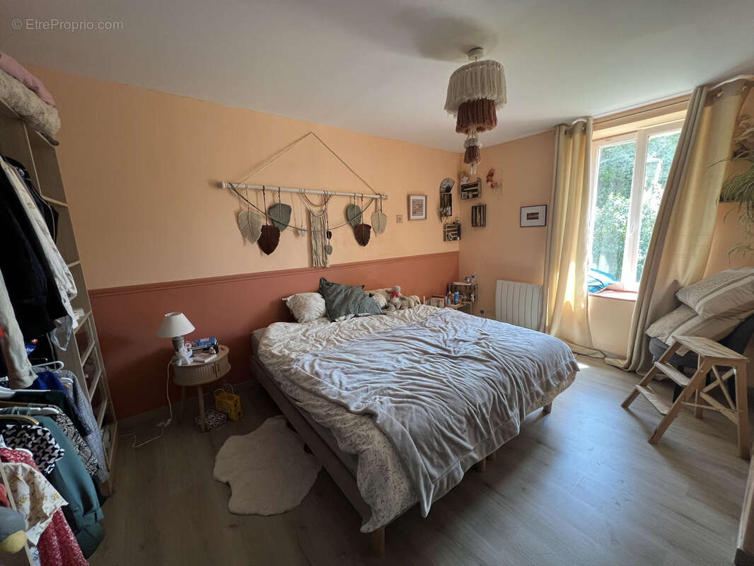 Maison à ELLIANT