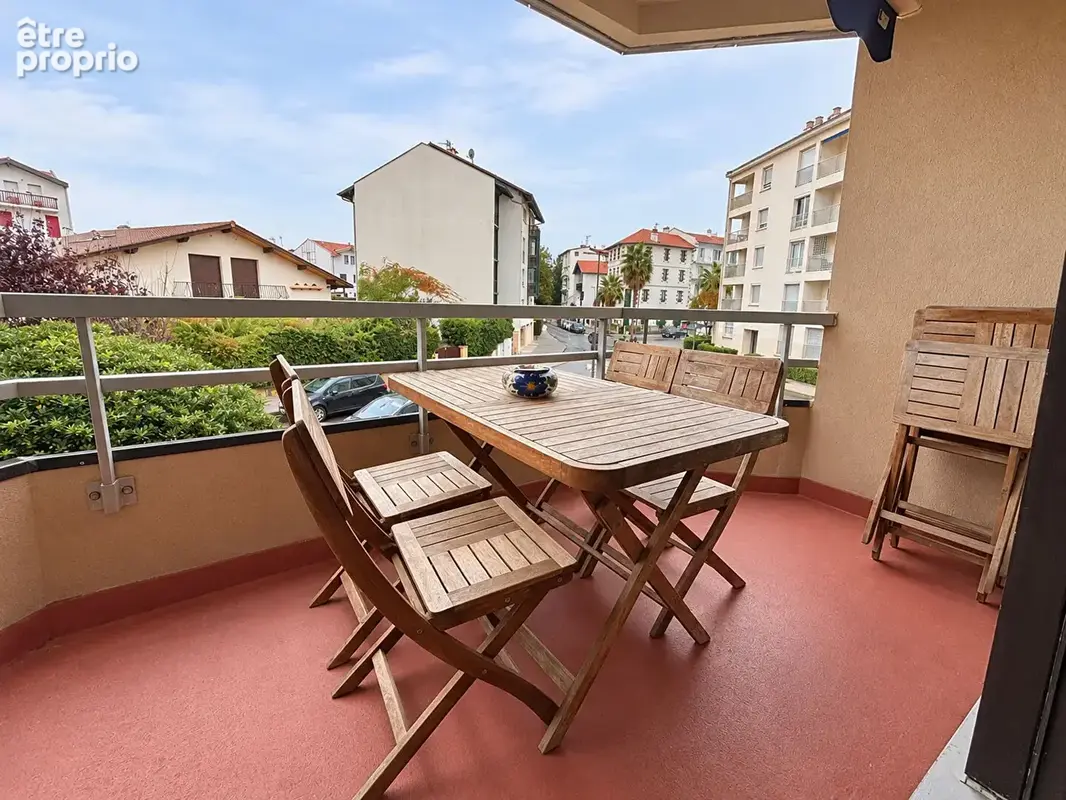 T3 d'exception avec garage en front de mer - photo 3